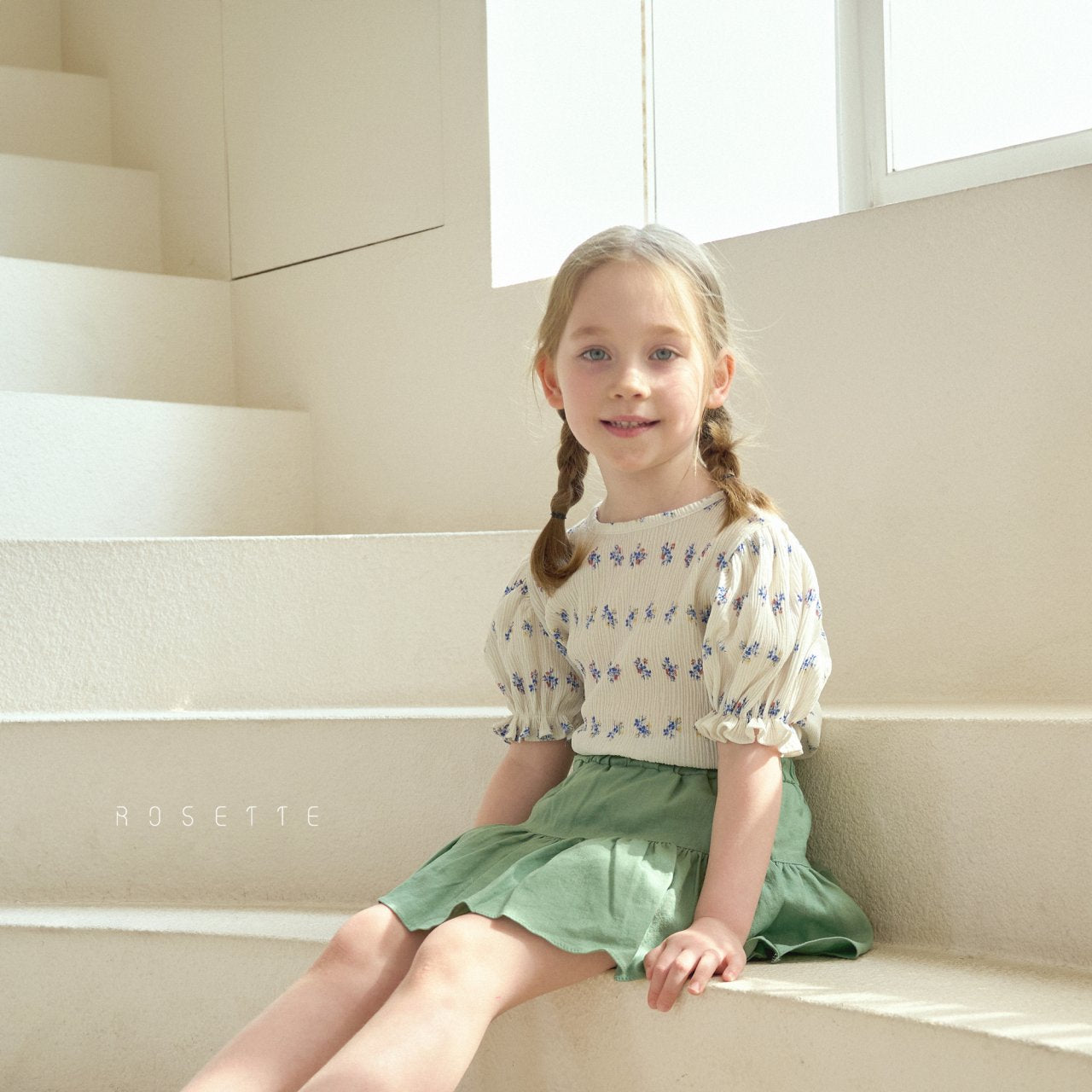 Lily Blouse 릴리 블라우스