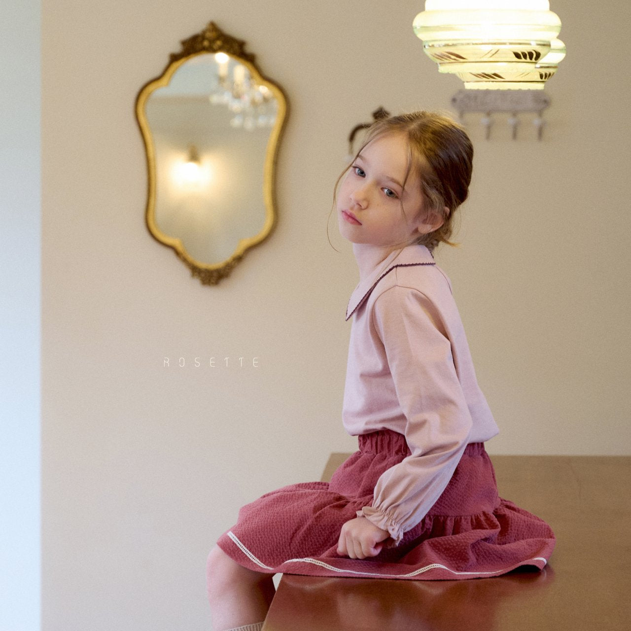Benni Collar Top 베니 카라티