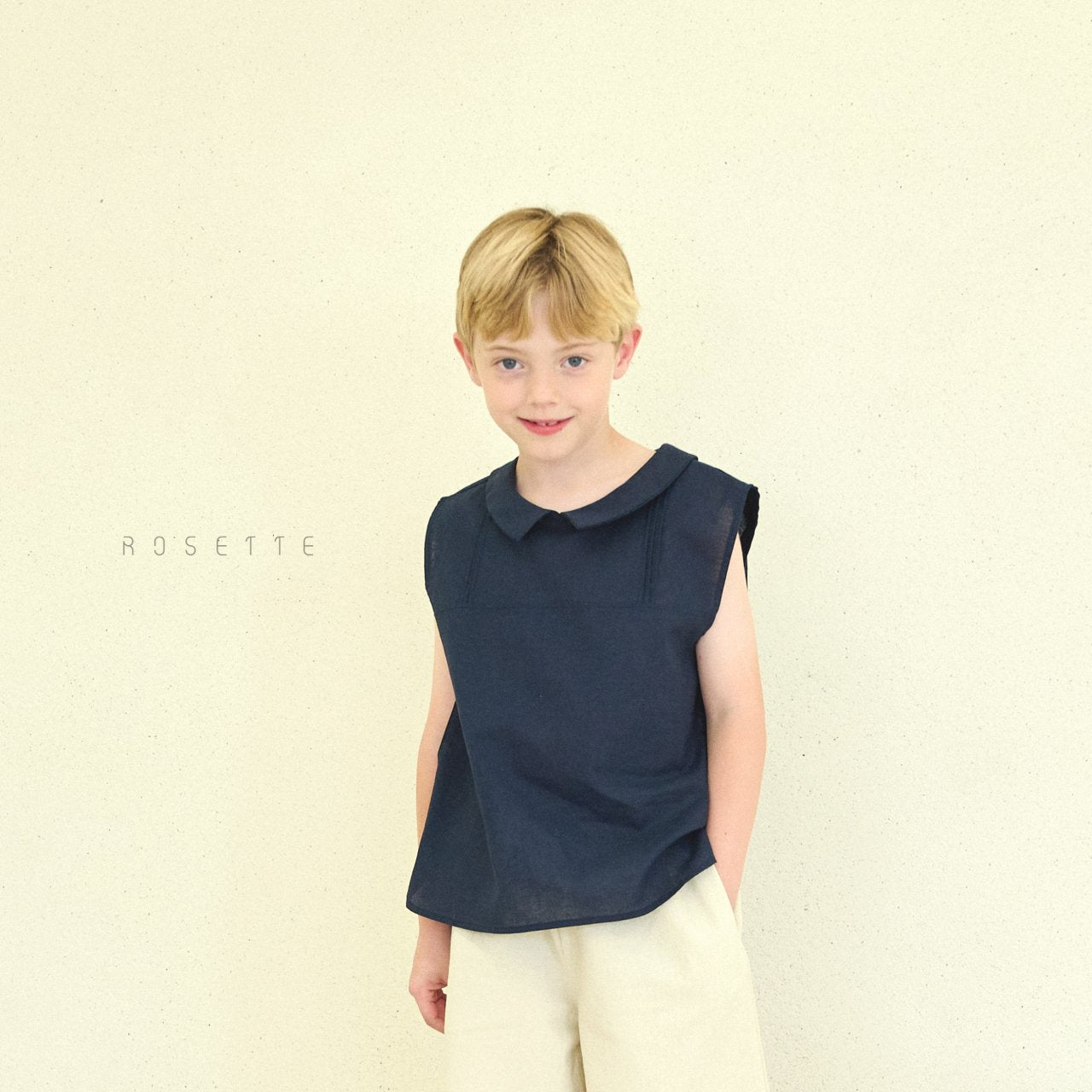 Norton Sleeveless Round Collar Top 놀튼 둥근카라 탑