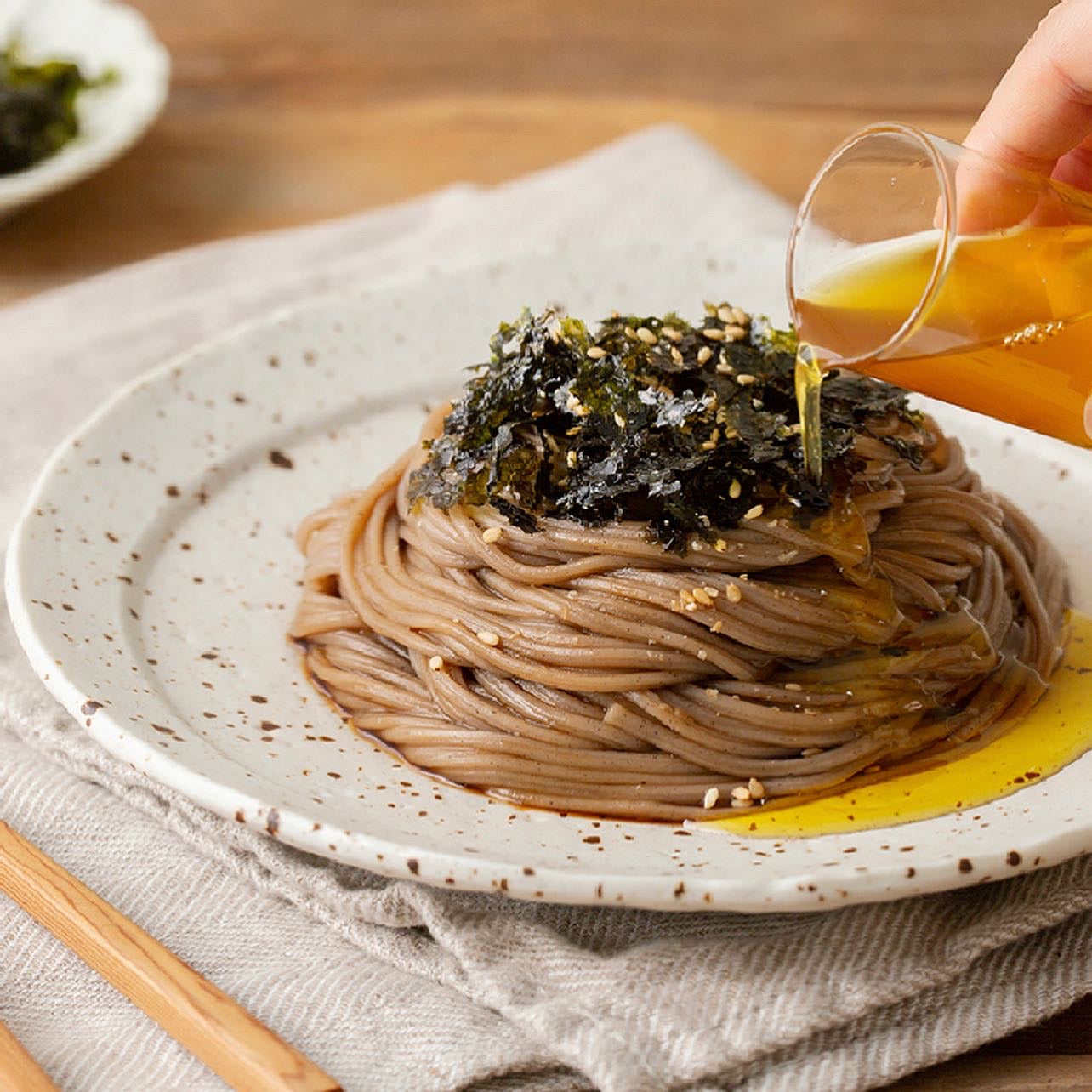 Perilla Oil Buckwheat Noodles 들기름 막국수 [286g/2 Servings]